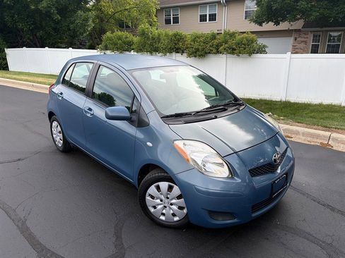 Used 2009 Toyota Yaris 4-Door Hatchback FWD image 1