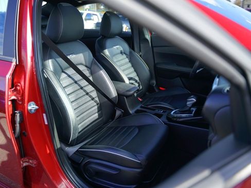 Used 2024 Kia Forte GT-Line w/ GT-Line Premium Package image 28