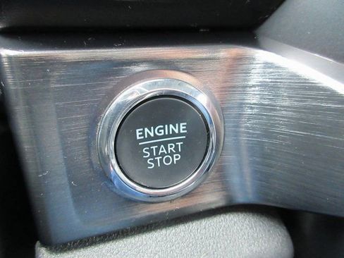 Used 2024 Ford F250 Lariat image 15