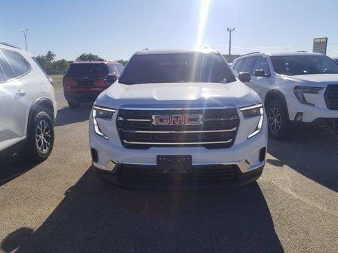 New 2026 GMC Acadia Elevation image 7