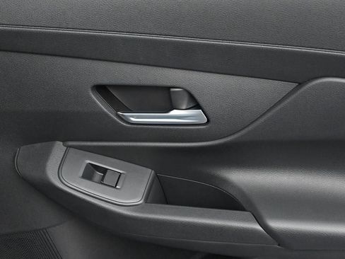 New 2026 Nissan Sentra SV w/ SV Convenience Package FWD image 32