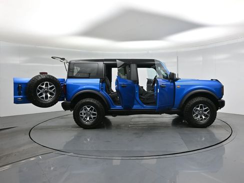 Certified 2025 Ford Bronco Badlands image 5