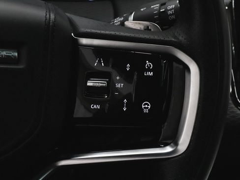 Used 2023 Land Rover Range Rover Evoque R-Dynamic S image 30