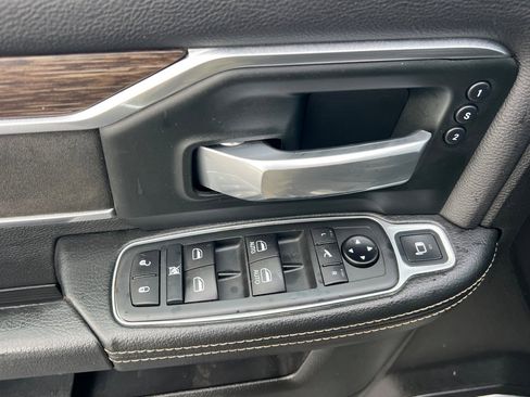 Used 2020 RAM 3500 Laramie image 12