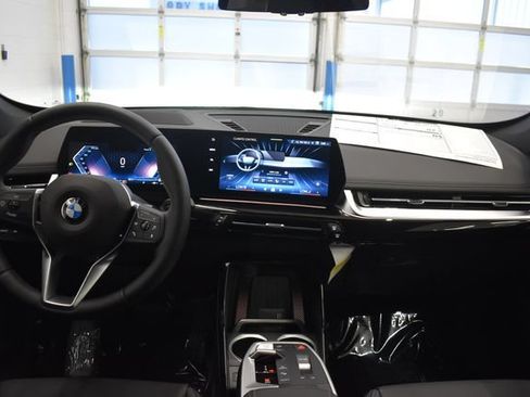 New 2026 BMW X1 xDrive28i AWD/4WD image 5