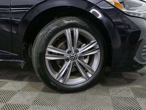 Used 2023 Volkswagen Jetta SE image 14