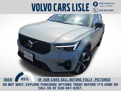 Certified 2026 Volvo XC40 B5 Plus AWD/4WD image 1