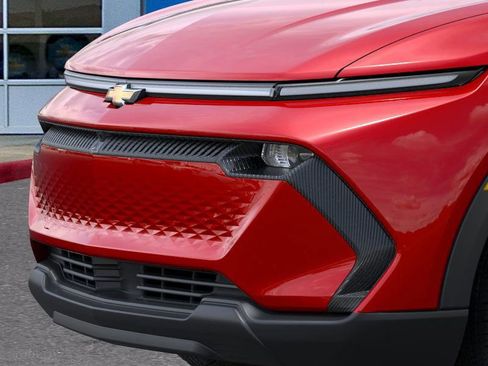 New 2026 Chevrolet Equinox EV LT image 13