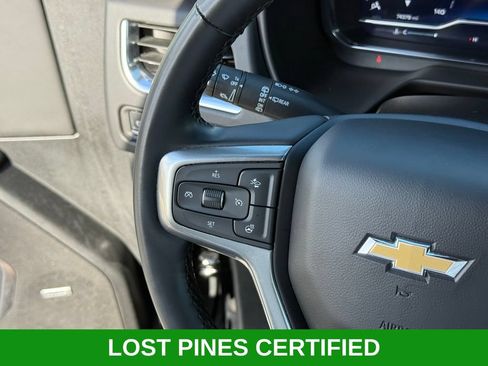 Used 2024 Chevrolet Suburban Premier RWD image 11