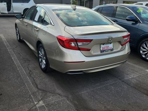 Used 2018 Honda Accord LX image 15