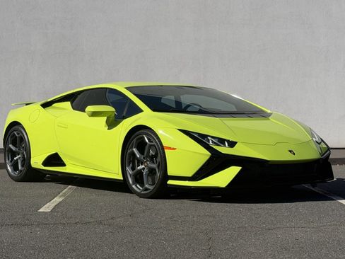 Used 2024 Lamborghini Huracan Tecnica image 21