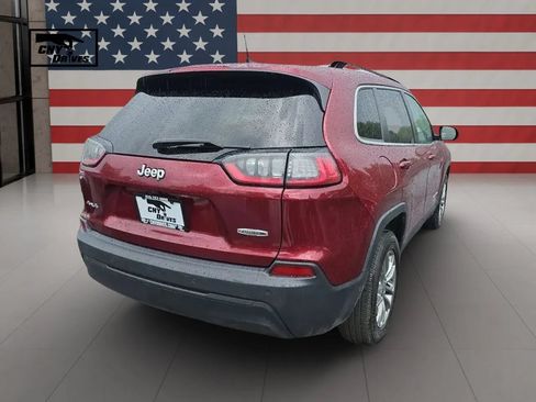 Used 2021 Jeep Cherokee Latitude Plus AWD/4WD image 5