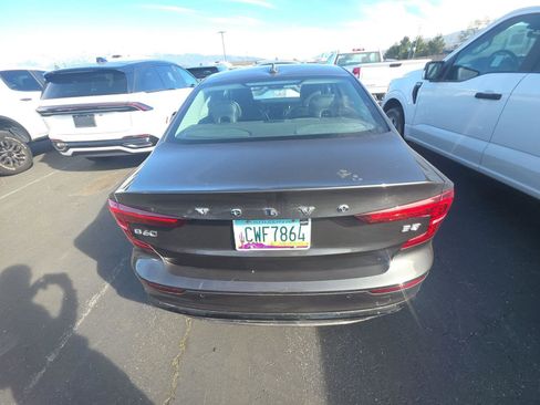 Used 2024 Volvo S60 B5 Core image 6