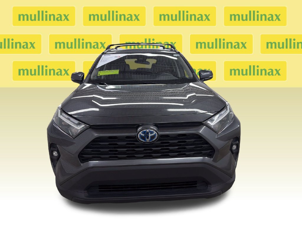 Used 2023 Toyota RAV4 XLE Premium AWD/4WD image 16