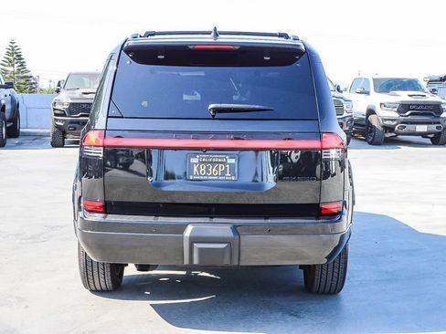 Used 2025 Lexus GX 550 w/ Cold Area Package AWD/4WD image 8