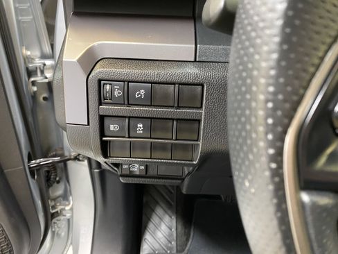 Used 2025 Toyota Tacoma TRD Off-Road image 34