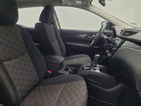 Used 2019 Nissan Rogue Sport SV image 21