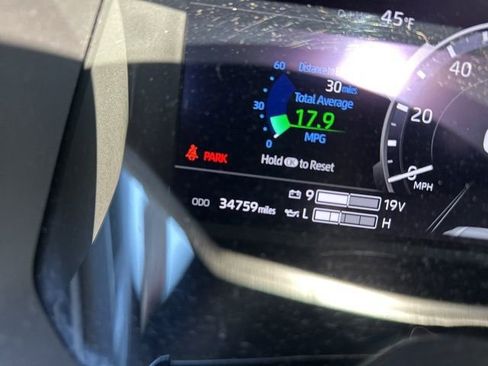 Used 2023 Toyota Sequoia Platinum image 24