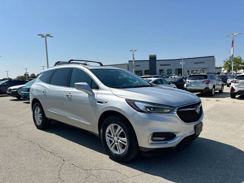 Used 2020 Buick Enclave Essence w/ Sound and Sites Package image 15