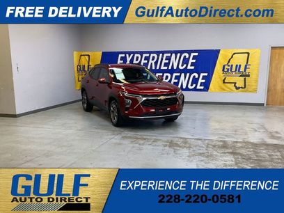 Used 2025 Chevrolet Trax LT w/ LT Convenience Package
