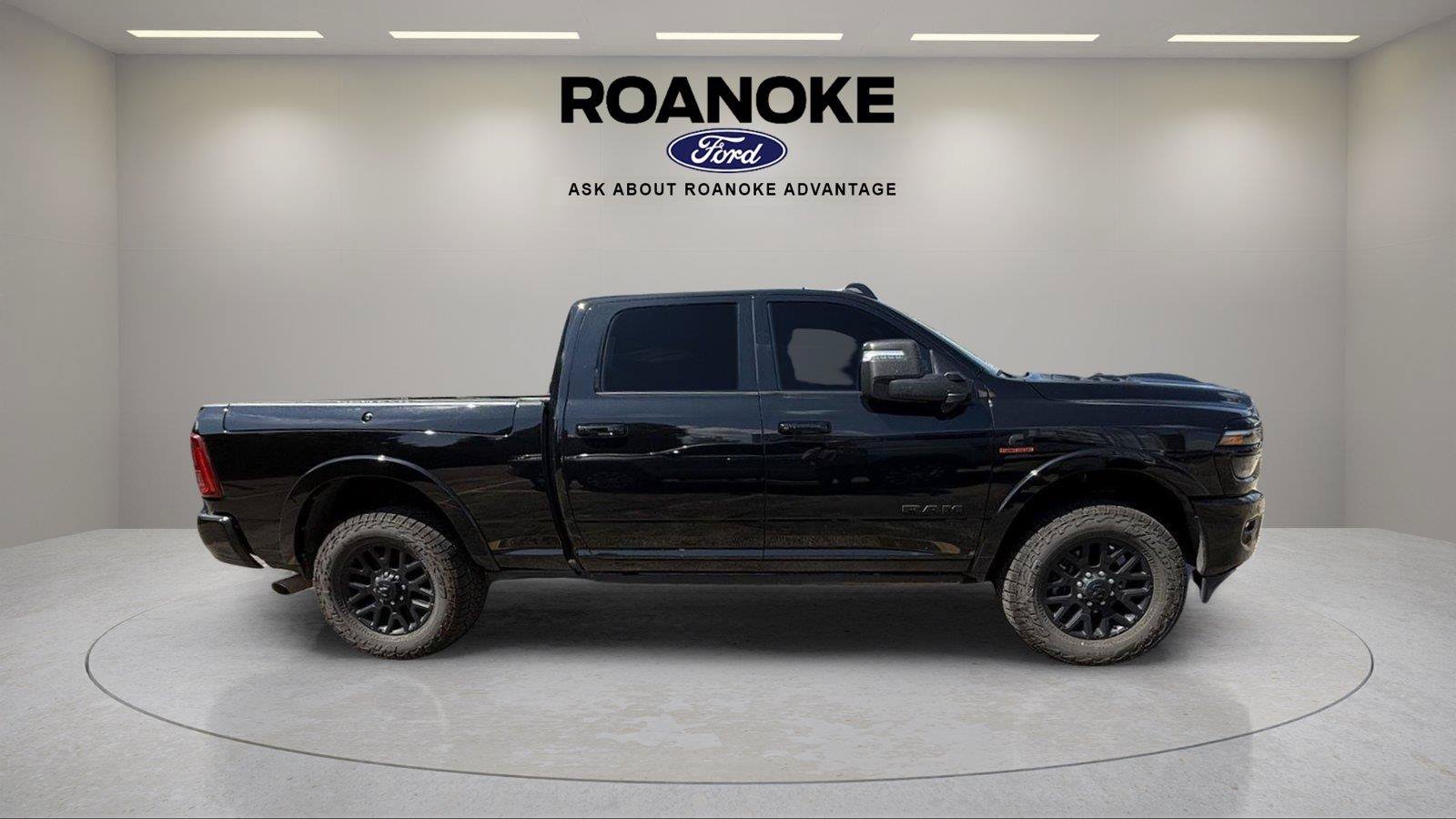 Used 2026 RAM 3500 Limited AWD/4WD image 4