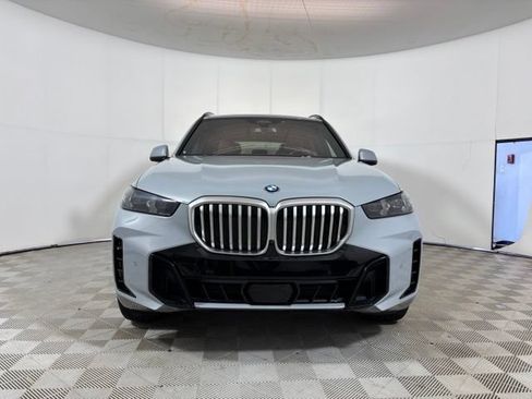Used 2024 BMW X5 xDrive40i w/ M Sport Package AWD/4WD image 2