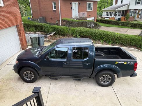Used 2018 Nissan Frontier Desert Runner RWD image 2