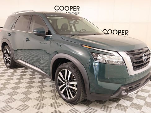 Used 2023 Nissan Pathfinder Platinum w/ Cargo Package FWD image 1
