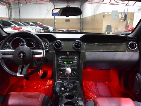 Used 2008 Ford Mustang GT RWD image 30