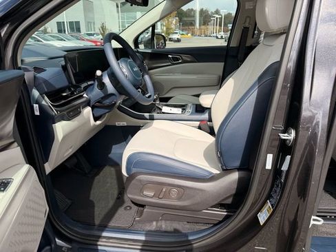 New 2026 Kia Carnival SX Prestige FWD image 8