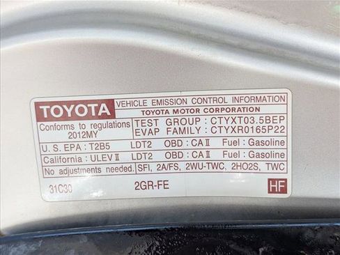 Used 2012 Toyota Highlander Limited w/ Tow Pkg AWD/4WD image 22