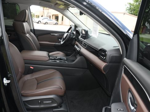 Used 2023 Honda Pilot Elite image 24