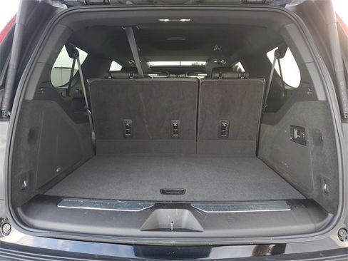Used 2023 Cadillac Escalade ESV Sport w/ Touring Package image 12