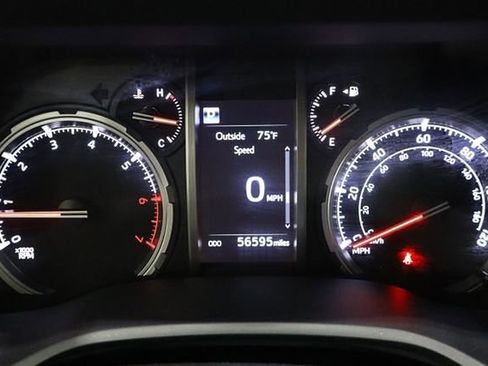 Used 2022 Toyota 4Runner TRD Off-Road Premium image 26