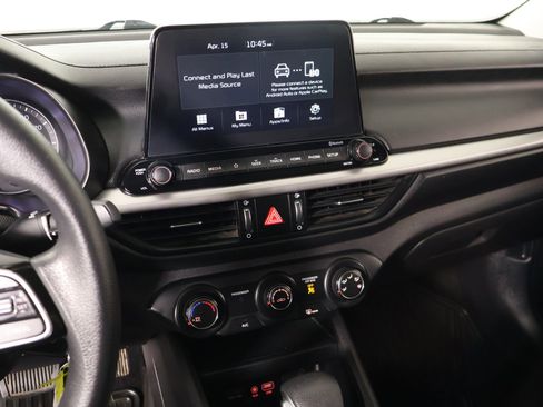 Used 2021 Kia Forte LXS image 5