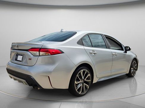 Used 2020 Toyota Corolla SE FWD image 6