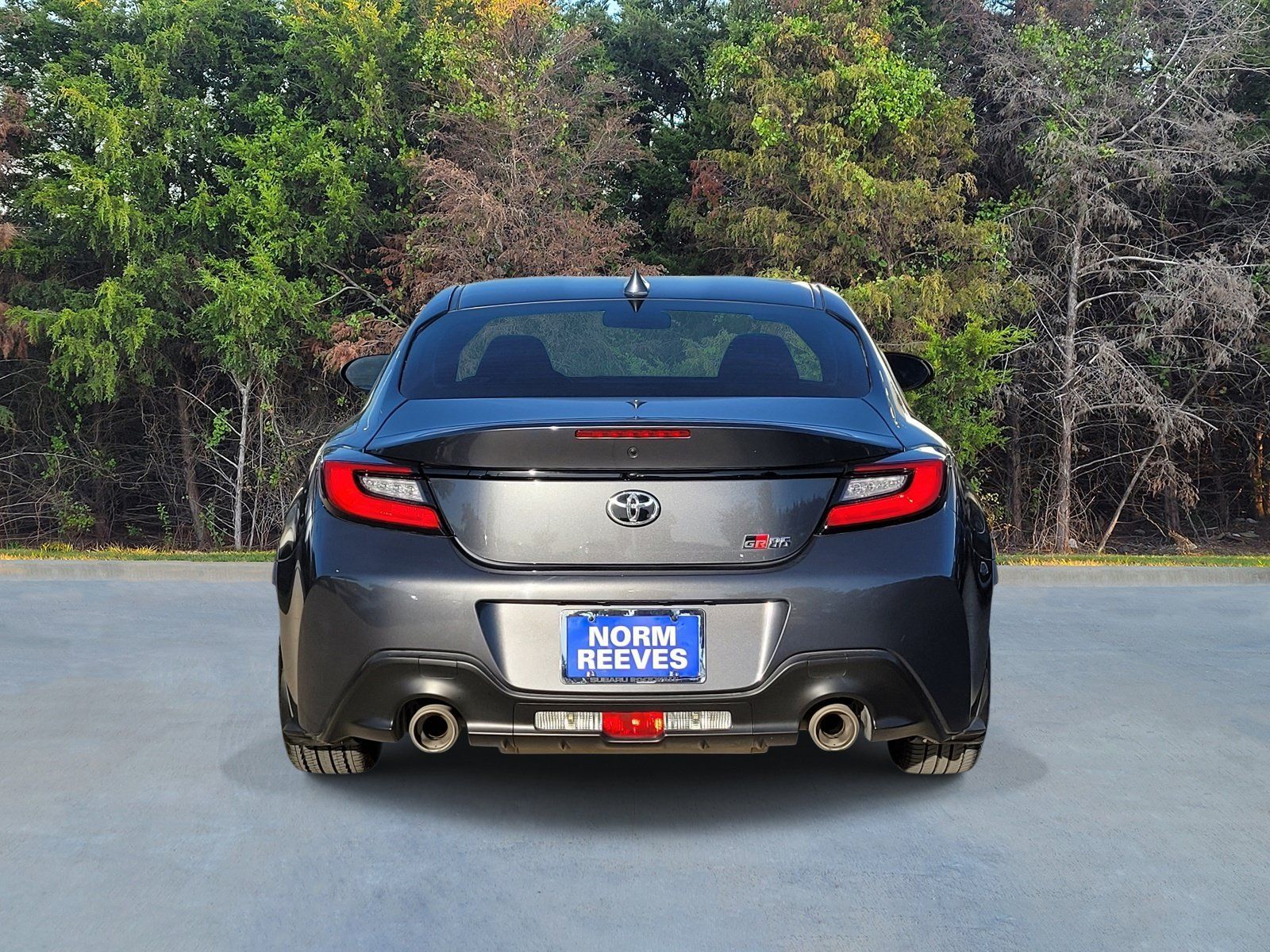 Used 2023 Toyota GR86 RWD image 18