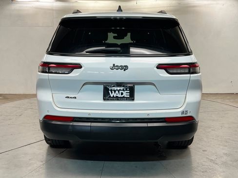 Used 2023 Jeep Grand Cherokee L Laredo AWD/4WD image 5