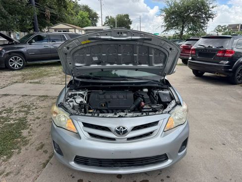 Used 2012 Toyota Corolla LE FWD image 9