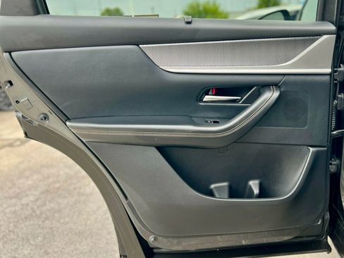 Used 2024 MAZDA CX-90 3.3 Turbo w/ Preferred Plus image 11