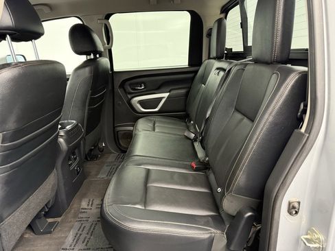 Used 2017 Nissan Titan SL image 45