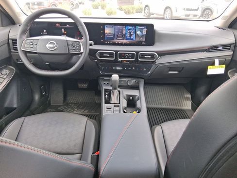 New 2026 Nissan Sentra SR w/ SR Premium Package FWD image 10