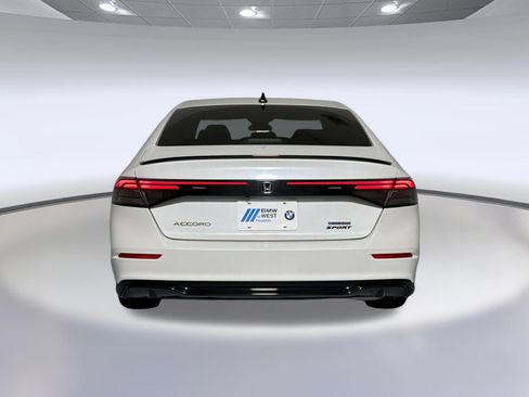Used 2024 Honda Accord Sport image 10