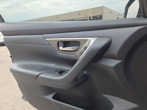 Used 2015 Nissan Altima 2.5 FWD image 20