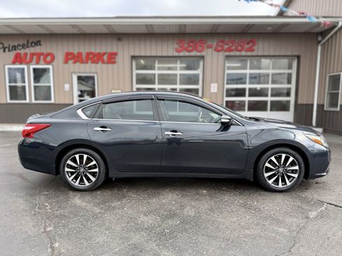 Used 2016 Nissan Altima 2.5 SL w/ 2.5 Technology w/LED Package image 1