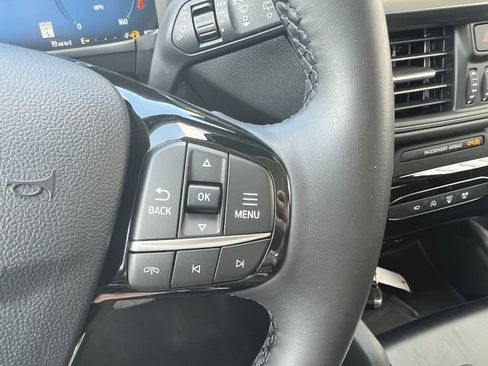 Used 2023 Ford Escape Active w/ Tech Pack #2 AWD/4WD image 19