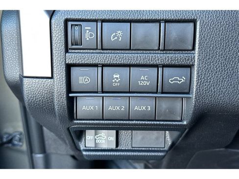 New 2026 Toyota Tacoma TRD Off-Road w/ TRD Off Road Premium Package AWD/4WD image 27