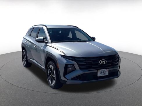 Used 2025 Hyundai Tucson SEL AWD/4WD image 3