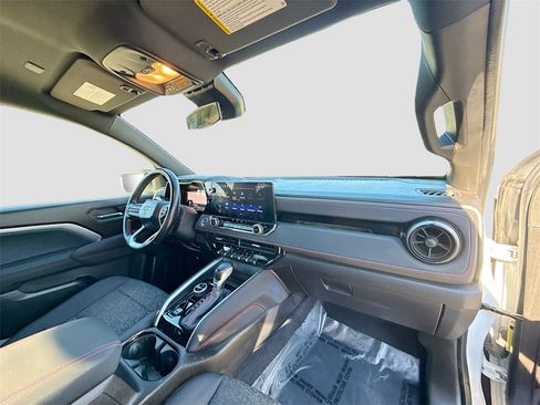 Used 2024 Chevrolet Colorado Z71 w/ Advanced Trailering Package image 28