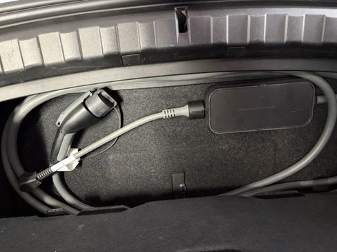 Used 2023 BMW 330e xDrive w/ M Sport Package AWD/4WD image 19